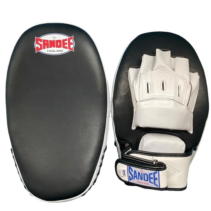 XL Focus Curved Black-White